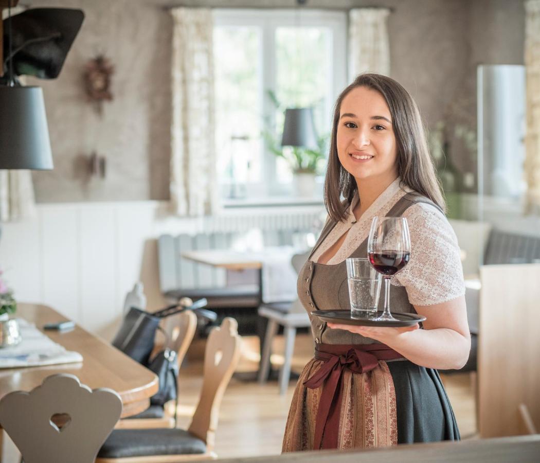 Landhotel Gasthaus Zum Pflug Zell am Harmersbach Buitenkant foto